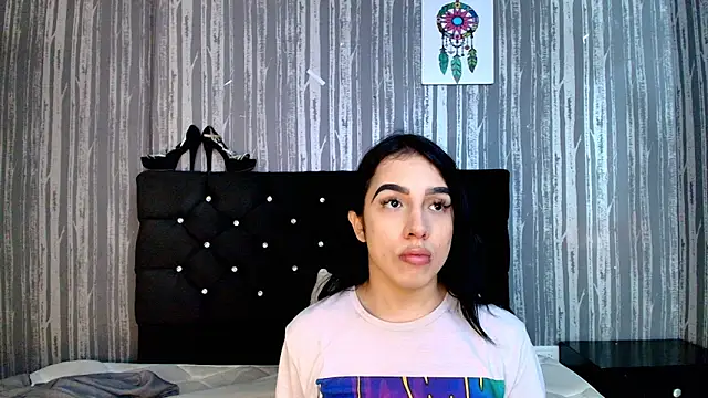 Snapshot of Alicee_Moonn chatting on 10, 1, 2026 Alicee Moonn online show from 10, 1, 2026