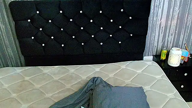 Alicee Moonn online show from 5, 3, 2026