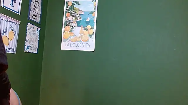 Roxiehood online show from 10, 2, 2026