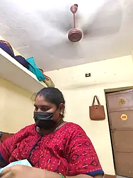 Villageanuty online show from 3, 10, 2025