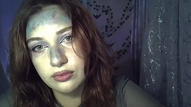 Lily Ember online show from 30, 10, 2025