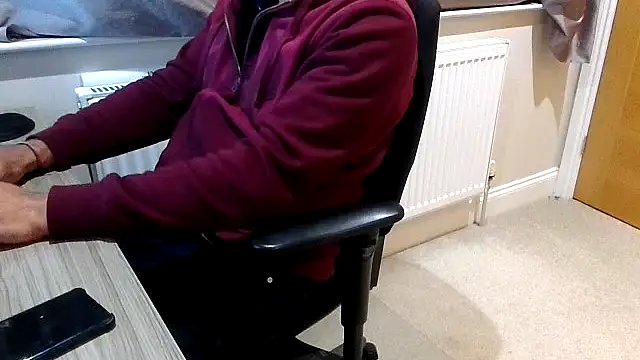 Snapshot of rogamuffin chatting on 28, 2, 2026 rogamuffin online show from 28, 2, 2026