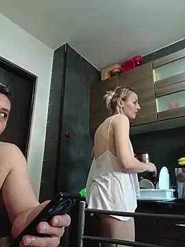 Aly-john1985 online show from 5, 10, 2025