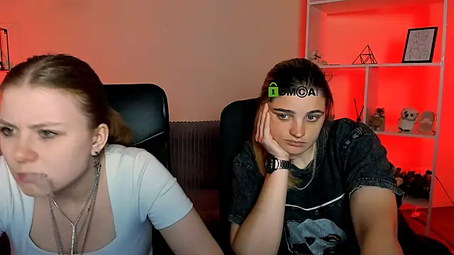 Snapshot of inga_gree chatting on 18, 10, 2025 inga gree online show from 18, 10, 2025