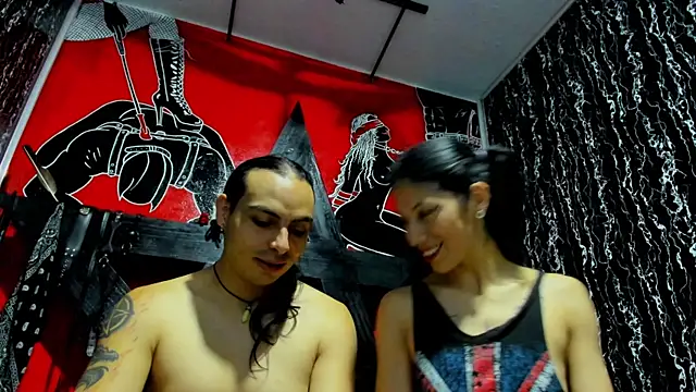 Snapshot of damian_and_tiana chatting on 19, 11, 2025 damian and tiana online show from 19, 11, 2025