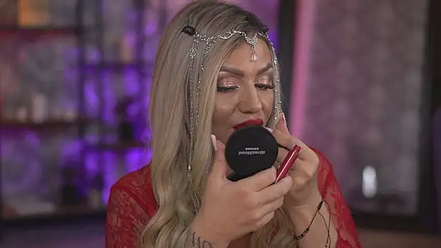 Snapshot of AlmaVelia chatting on 14, 9, 2025 AlmaVelia online show from 14, 9, 2025