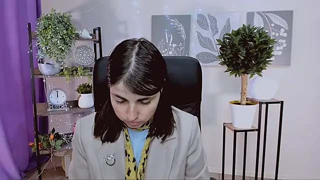 MartaEdams online show from 10, 4, 2026