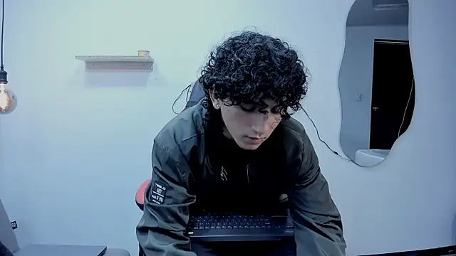 Snapshot of JackesTaylor chatting on 14, 9, 2025 JackesTaylor online show from 14, 9, 2025