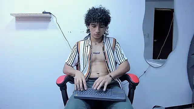 Snapshot of JackesTaylor chatting on 19, 9, 2025 JackesTaylor online show from 19, 9, 2025