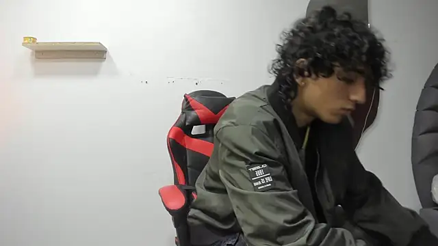 Snapshot of JackesTaylor chatting on 23, 10, 2025 JackesTaylor online show from 23, 10, 2025