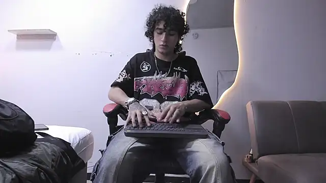 Snapshot of JackesTaylor chatting on 20, 2, 2026 JackesTaylor online show from 20, 2, 2026