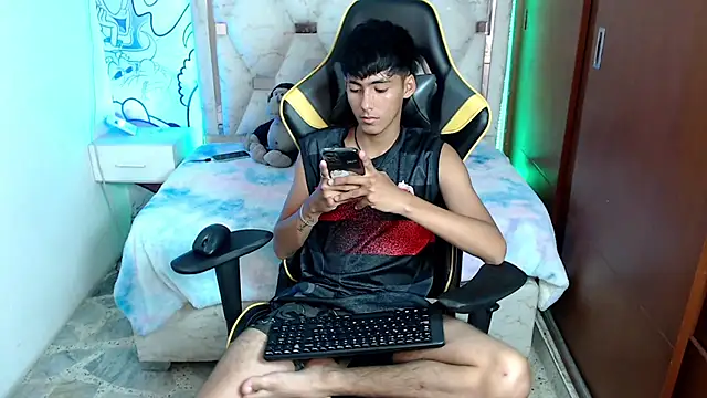 Snapshot of yiisu_ chatting on 16, 10, 2025 yiisu  online show from 16, 10, 2025