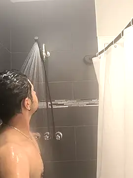 Snapshot of kSwisssxxx chatting on 14, 12, 2025 kSwisssxxx online show from 14, 12, 2025