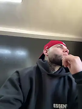 crazybarber69 online show from 8, 1, 2026