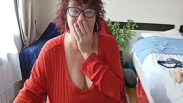 -Curvy- online show from 19, 11, 2025