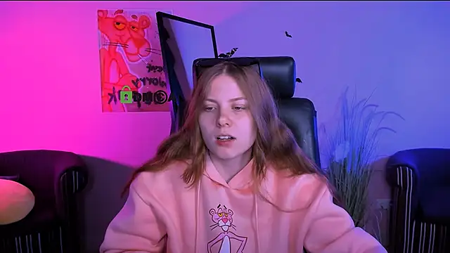 Snapshot of foxy_tease_ chatting on 5, 11, 2025 foxy tease online show from 5, 11, 2025