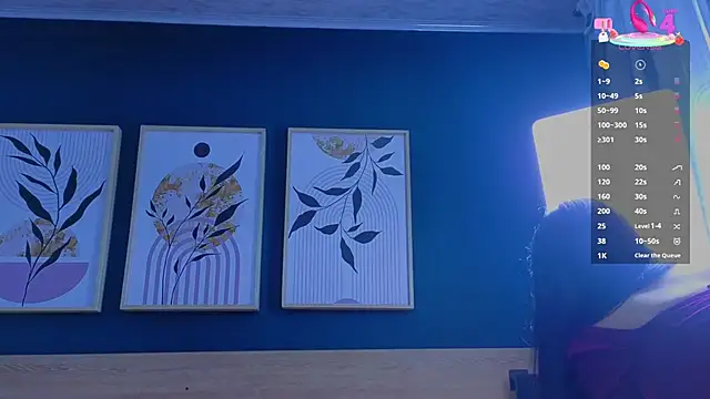 SarahMiler  online show from 3, 10, 2025