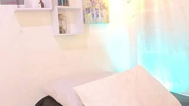 Samaraa Smith online show from 11, 2, 2026