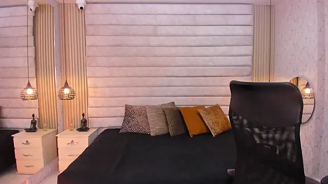 VictoriaaBlair online show from 24, 3, 2026