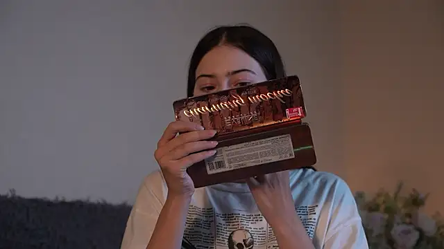 ywixos online show from 18, 9, 2025