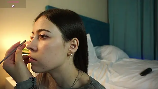 ywixos online show from 12, 11, 2025