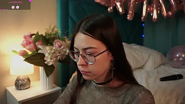 ywixos online show from 24, 2, 2026