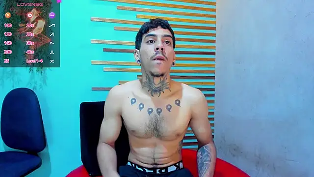 Snapshot of jharol_cardonaa chatting on 2, 10, 2025 jharol cardonaa online show from 2, 10, 2025