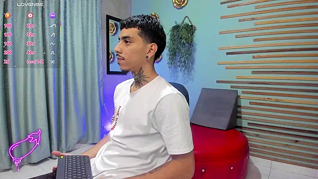 Snapshot of jharol_cardonaa chatting on 13, 10, 2025 jharol cardonaa online show from 13, 10, 2025