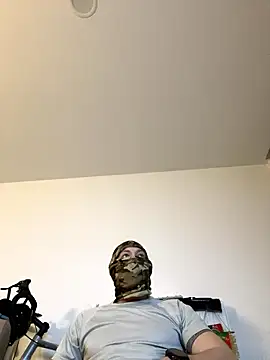 Snapshot of black-and-white chatting on 10, 1, 2026 black-and-white online show from 10, 1, 2026