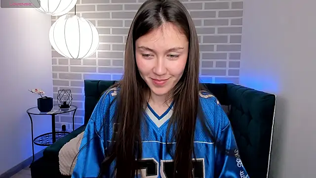 Tina Porter online show from 8, 11, 2025