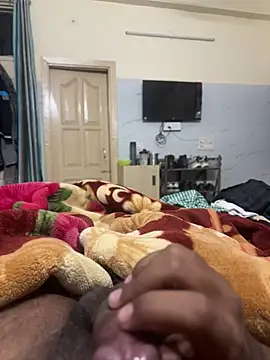 Snapshot of pussy_hunter0 chatting on 15, 11, 2025 pussy hunter0 online show from 15, 11, 2025