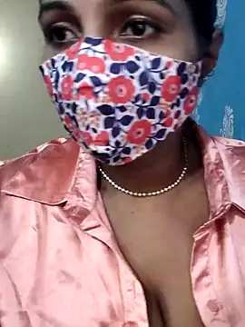 Hotty Sonali online show from 6, 10, 2025