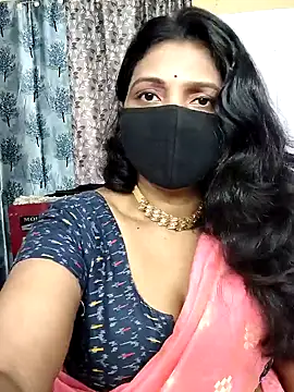 Snapshot of Hotty_Sonali chatting on 13, 5, 2026 Hotty Sonali online show from 13, 5, 2026