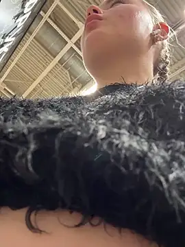 Snapshot of StephanieMur chatting on 28, 9, 2025 StephanieMur online show from 28, 9, 2025