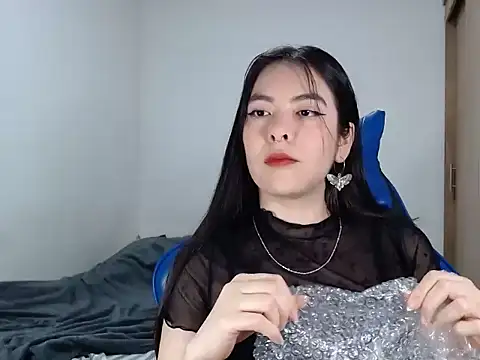 EloiseJun online show from 29, 11, 2025