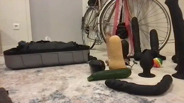 Zaak91190 online show from 5, 11, 2025