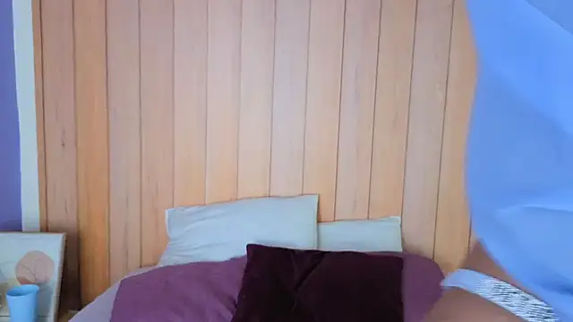 daphnevans online show from 14, 12, 2025