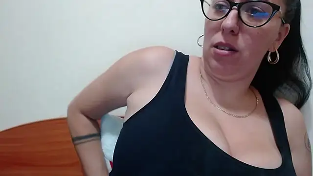 Snapshot of jollene chatting on 9, 11, 2025 jollene online show from 9, 11, 2025