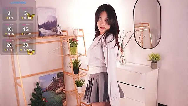 MoiraEger online show from 10, 3, 2026