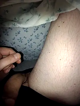 Snapshot of Capas122 chatting on 17, 12, 2025 Capas122 online show from 17, 12, 2025