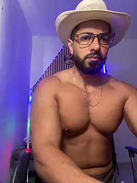 Snapshot of magnumchris chatting on 6, 2, 2026 magnumchris online show from 6, 2, 2026