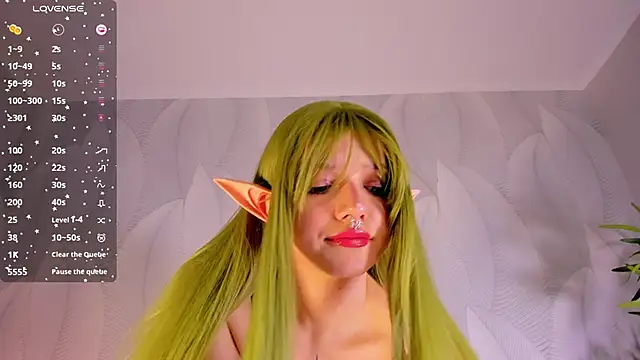 Snapshot of Molly_Platt chatting on 13, 9, 2025 Molly Platt online show from 13, 9, 2025