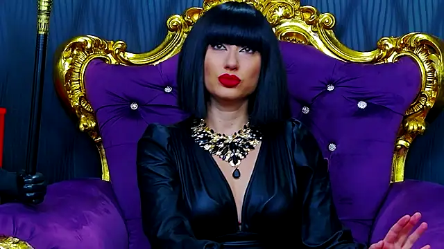 LaraMaeve online show from 3, 10, 2025