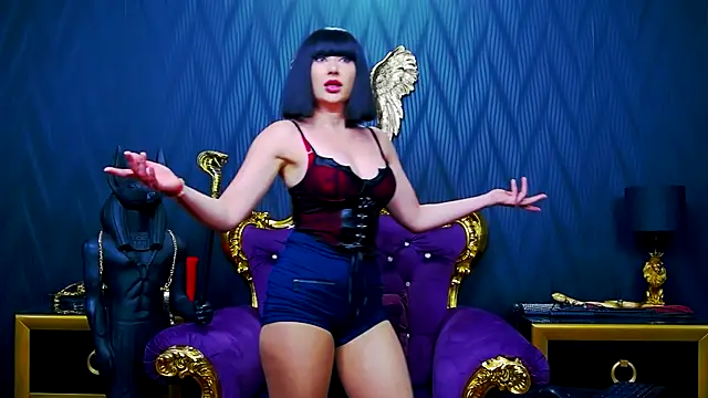 LaraMaeve online show from 8, 11, 2025