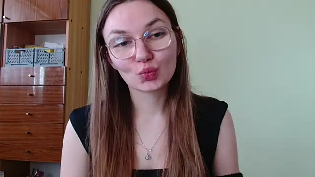 LooveELLYx online show from 27, 2, 2026