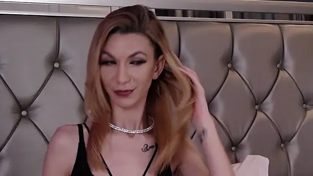 Snapshot of MayaHale chatting on 26, 5, 2026 MayaHale online show from 26, 5, 2026