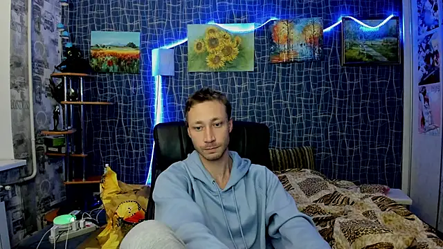 Snapshot of CuteBoy228 chatting on 15, 12, 2025 CuteBoy228 online show from 15, 12, 2025