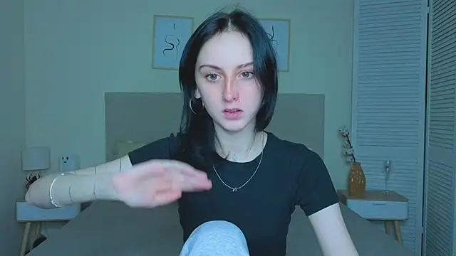 Little moly999 online show from 6, 11, 2025