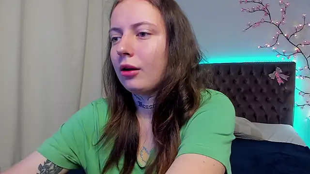 LilaVame online show from 10, 9, 2025