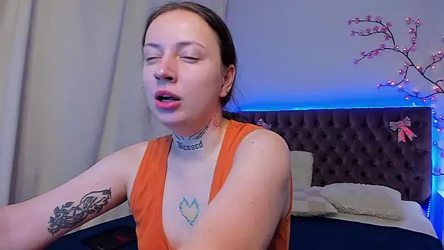 LilaVame online show from 10, 10, 2025